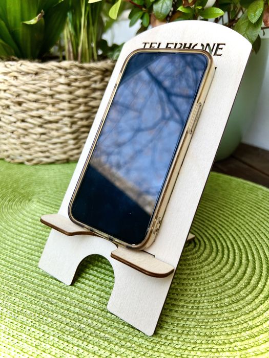 Поставка за телефон от дърво. Универсална! На едро! 1100 броя