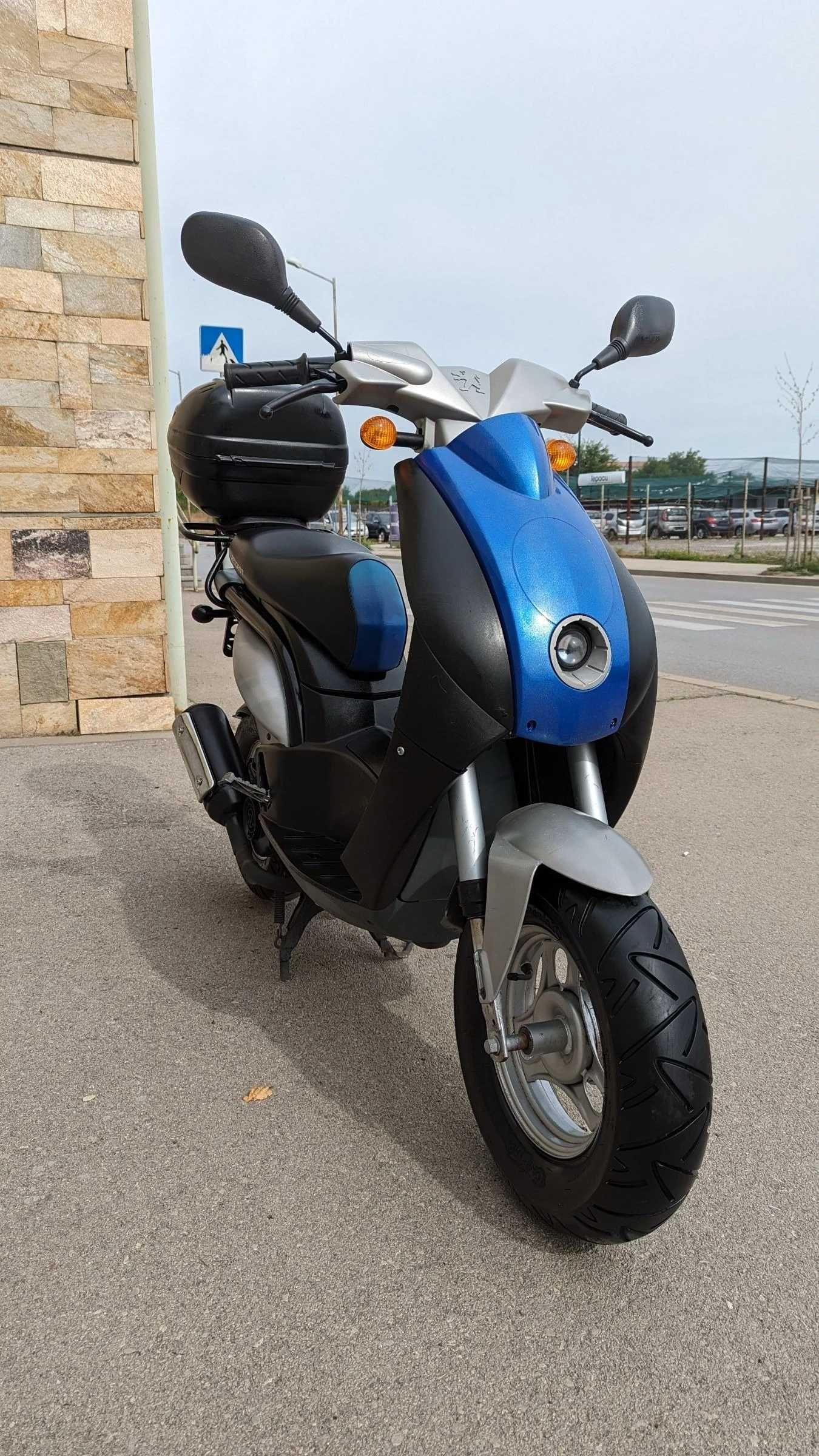 Скутер мотопед мотор с регистрация 49цц Peugeot Ludix Пежо 50цц 70цц