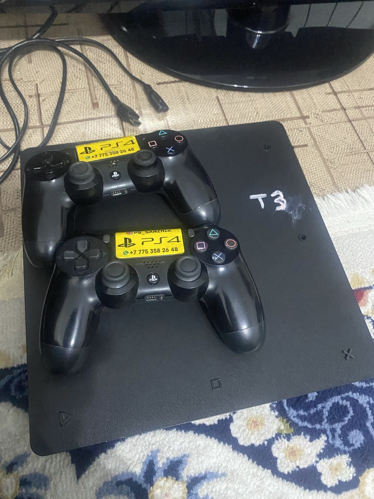 Ps 4 с играми в хорошем состоянии с многими играми