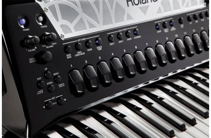 Vand  Acordeon Roland Fr8x + Juzisound 1 + wireless + casse