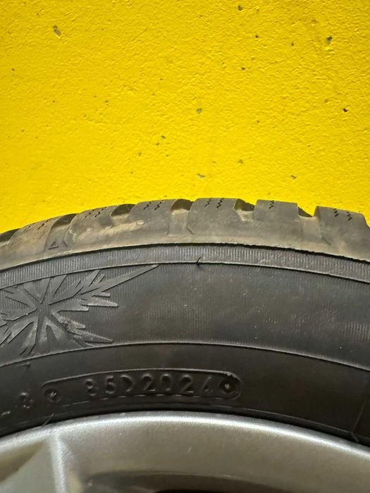 Нови зимни гуми с джанти 16" за Пежо 207 6j16 Ch4-27 Et27 195/55 R16