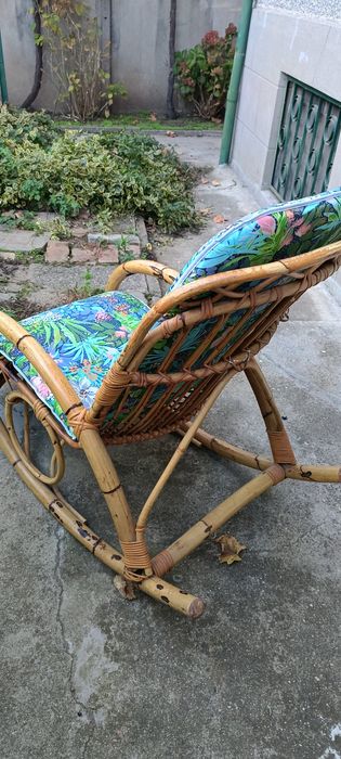 Ратанов люлеещ стол