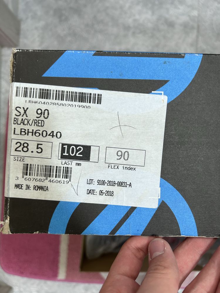Новые! Ботинки Lange SX90