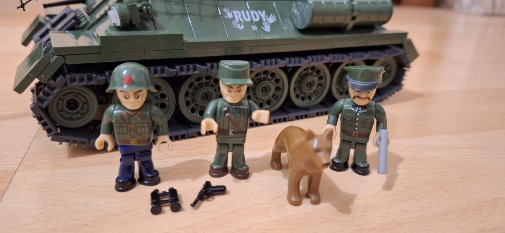 Cobi Tanc T34 85 Rudy