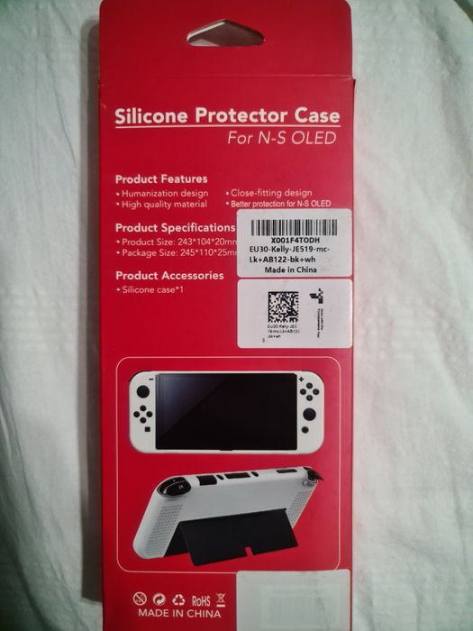 Husa Nintendo Switch + Thumbs grips incluse