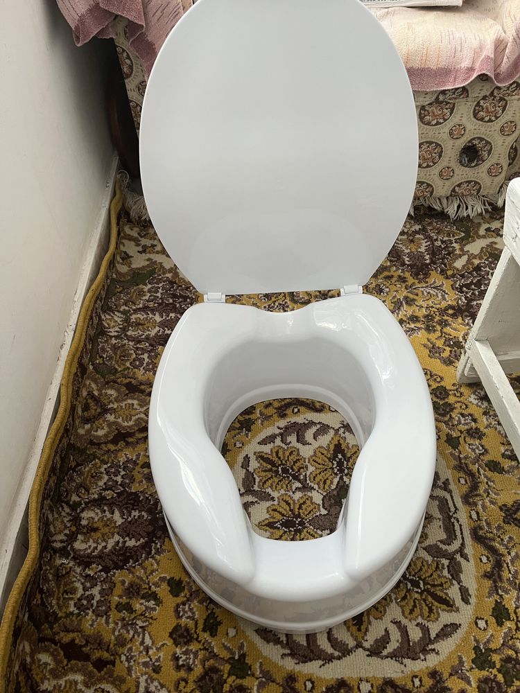 Înălțător toaletă