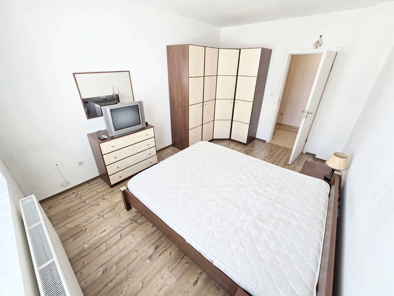 Обзаведен двустаен апартамент в Манастирски Ливади за продажба
