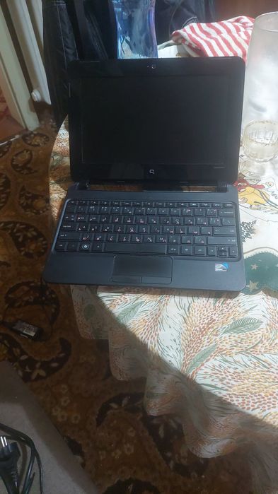 Лаптоп HP Compaq