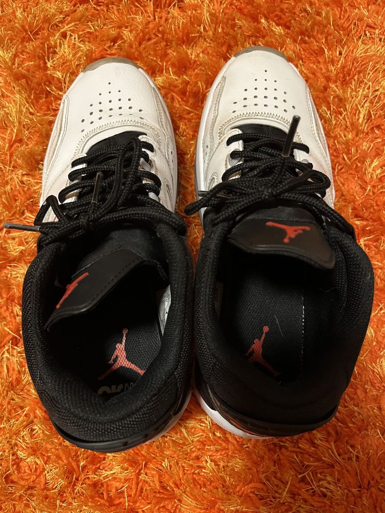 Маратонки Nike Air Jordan