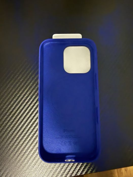 Iphone 16 pro силиконов кейс