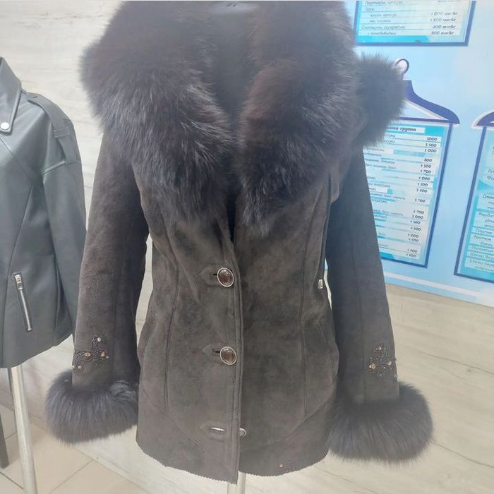 Дублёнка женская.новая