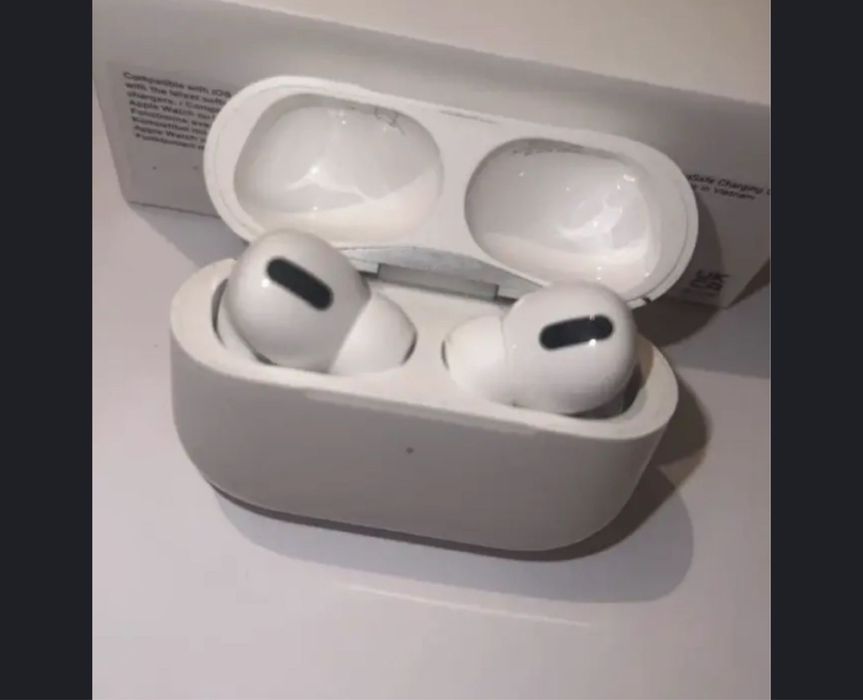 Air pods pro.