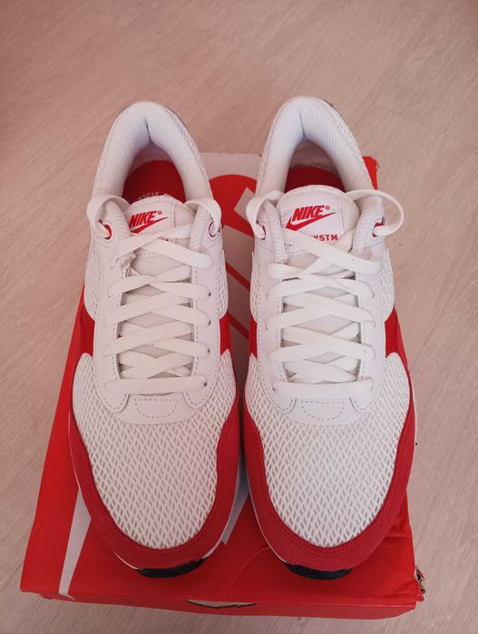 Оригинални маратонки Nike AIR MAX SYSTM