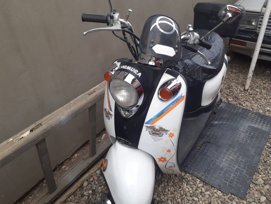 Vand 2 scutere 49cm