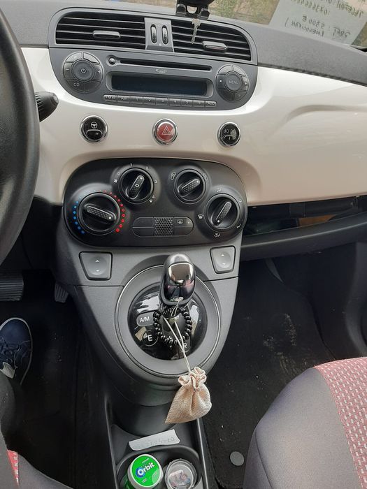 Vând Fiat 500 Cabrio