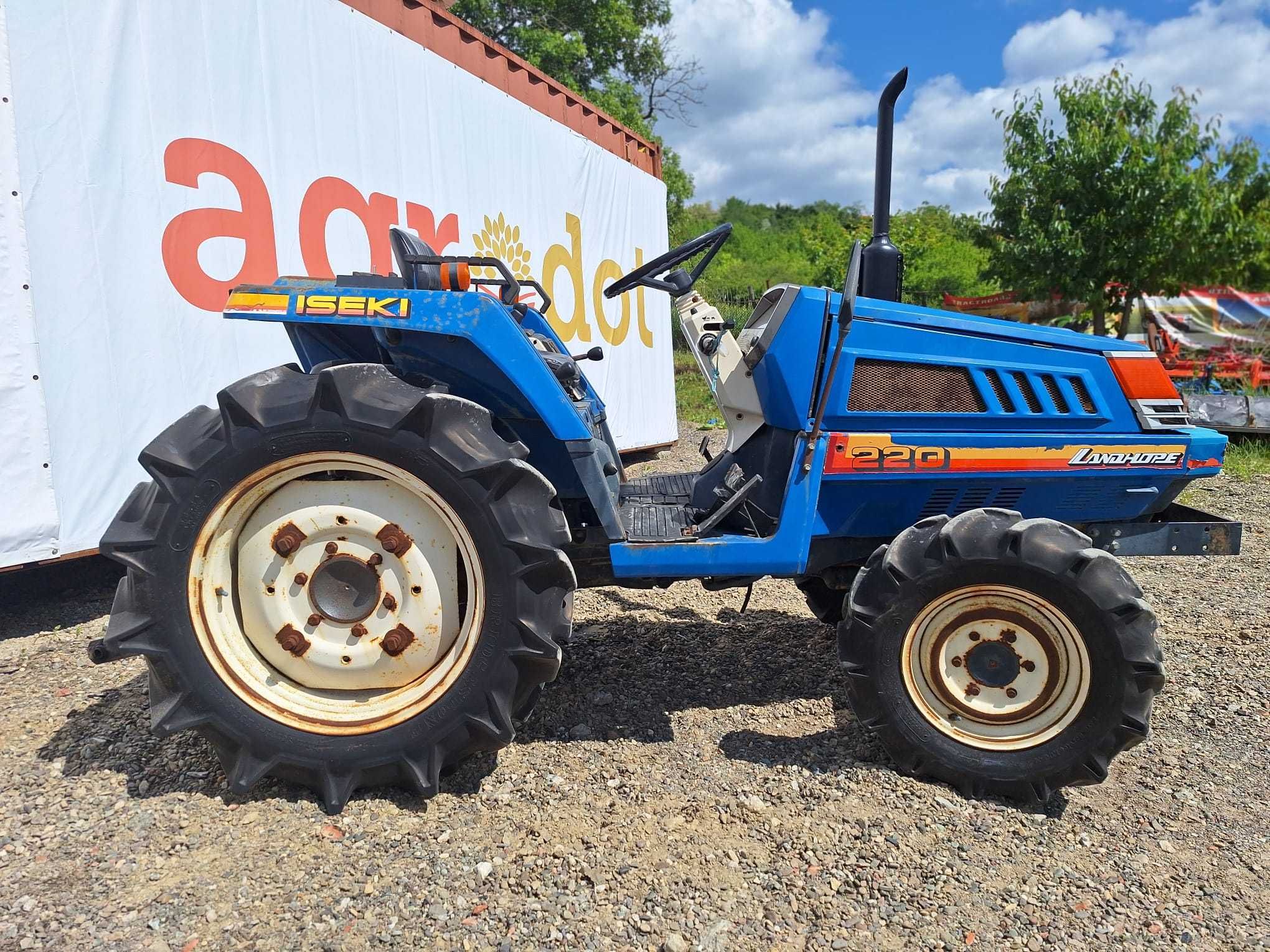 Tractor japonez Iseki TU 220, 22 cp, 4x4, TRANSPORT GRATUIT, GARANTIE