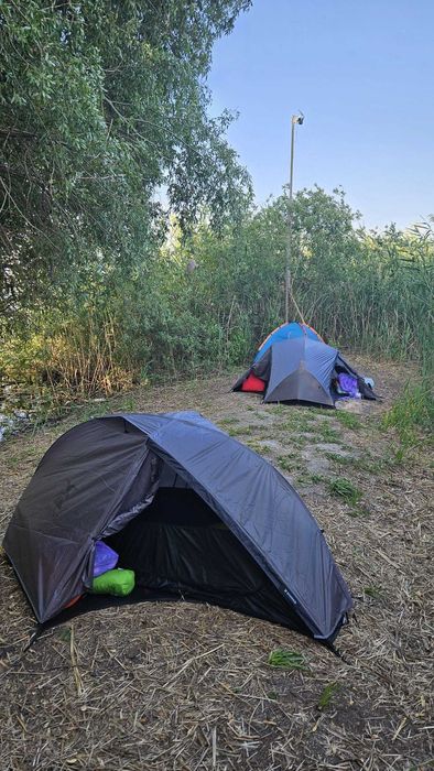 Cort trekking Simond MT900 (1 persoană) – Gri/Negru – 1,3 kg
