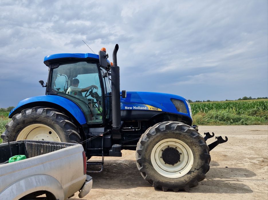 tractor newholland t7030