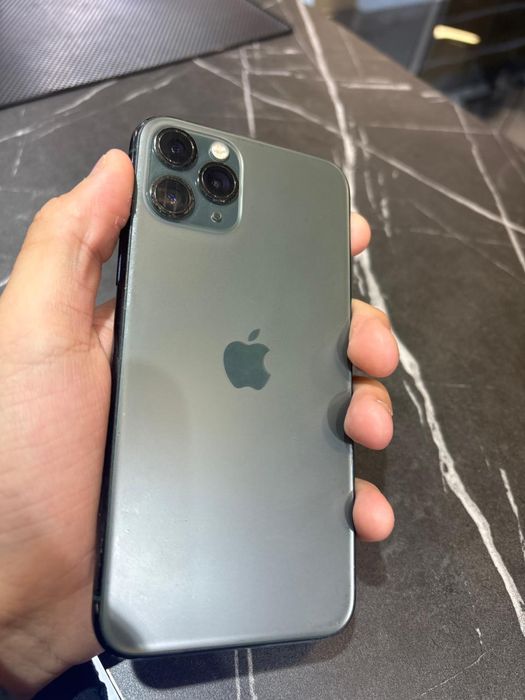Продам iPhone 11 Pro