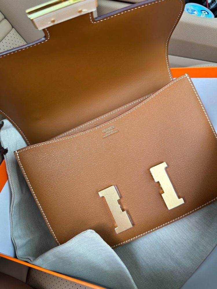 Срочно продам сумку Hermès Constance