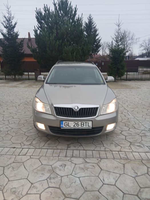 Vând Skoda Octavia 2