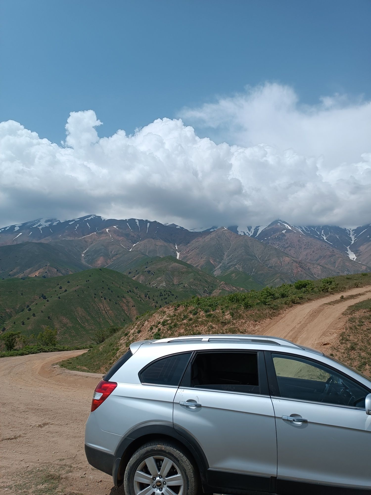 Поездки по всему Узбекистану в горы трансфер по Узбекистану