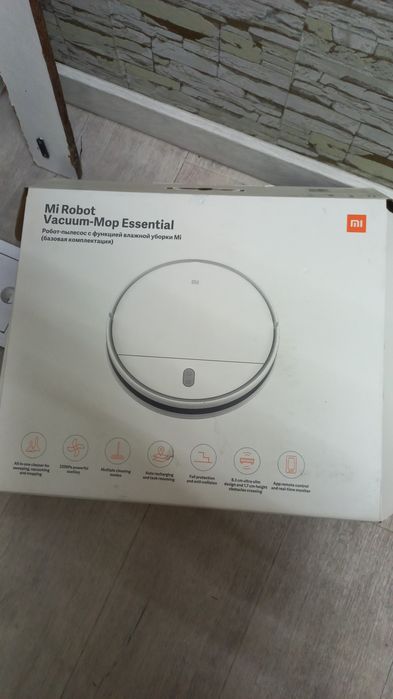 Продам робот пылесос