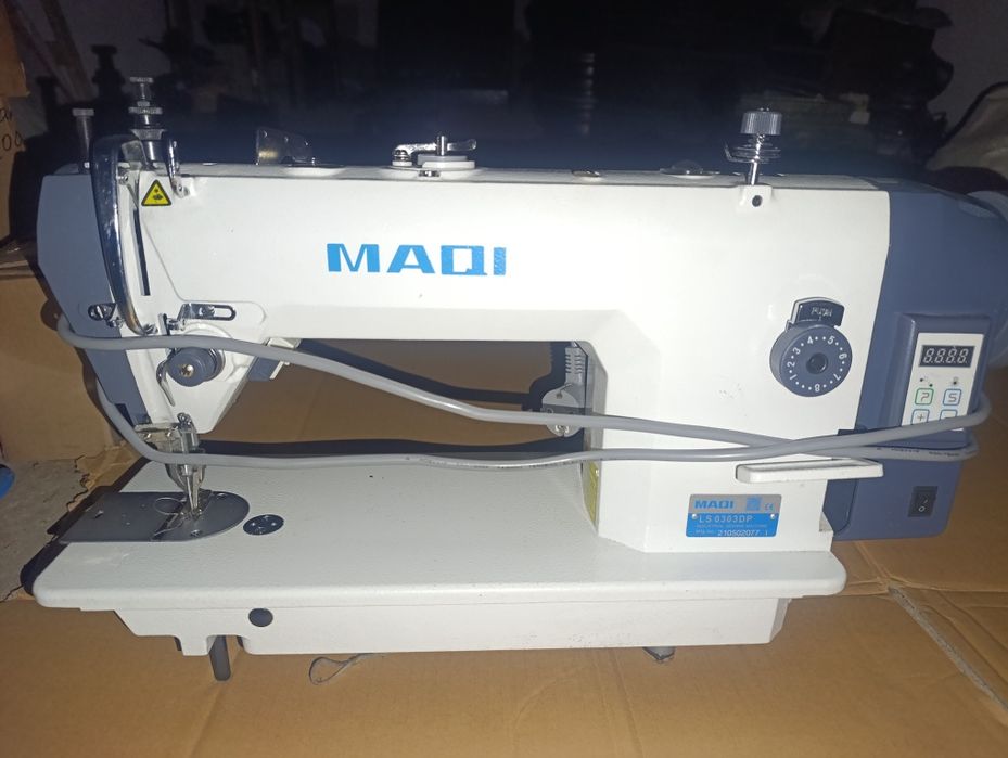 Прямо строчная промышленная машинка