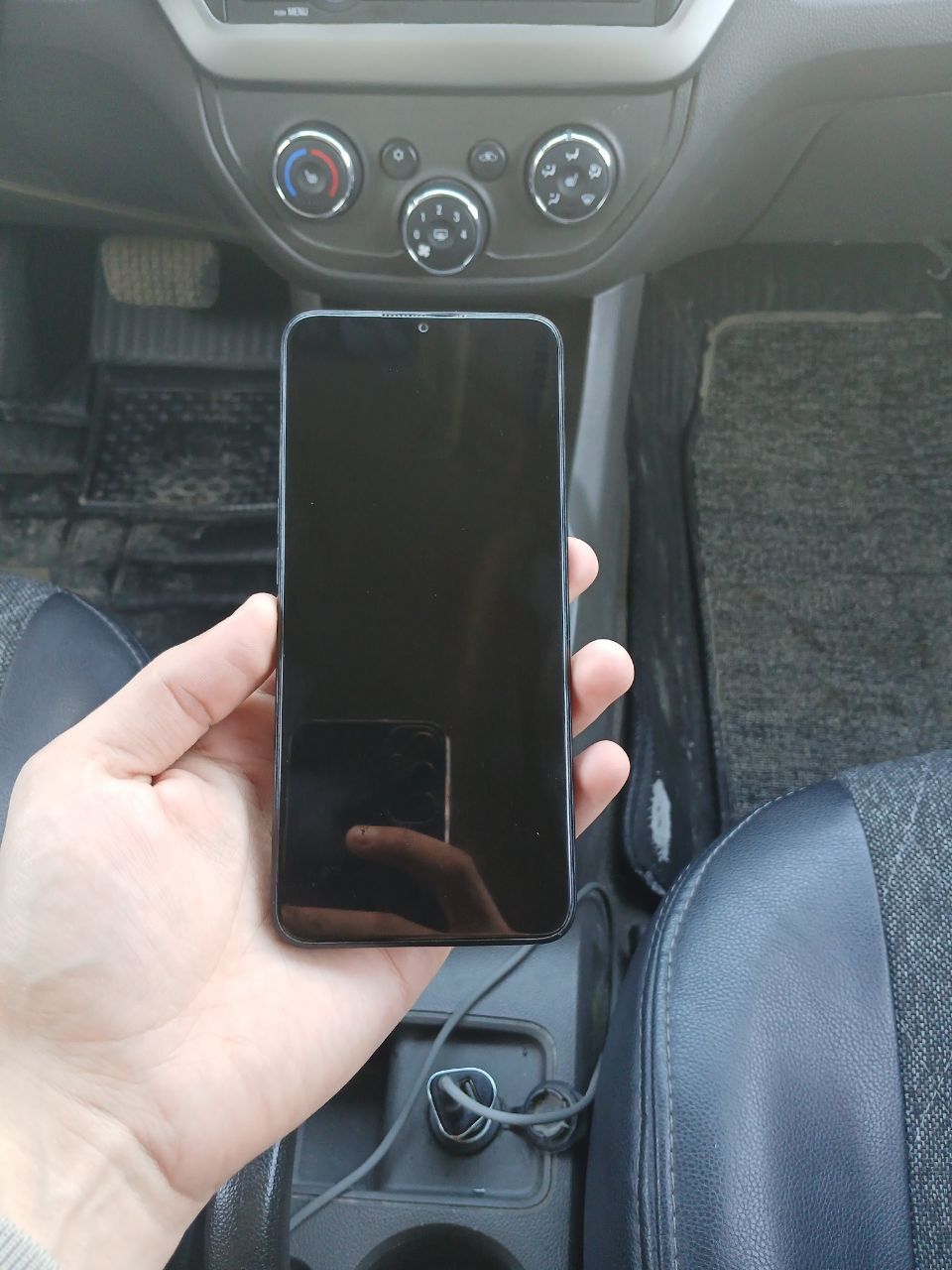 Oppo A57s 64gb ideal