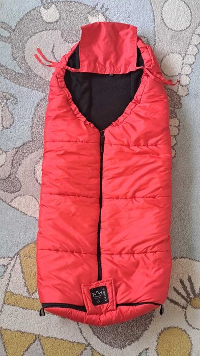 Kaiser Чувалче за детска количка с полар Iglu Red