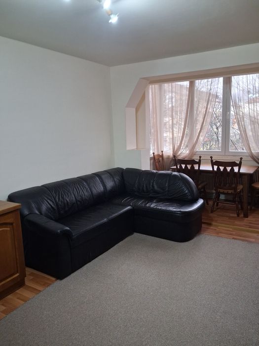 Închiriez apartament 2 camere