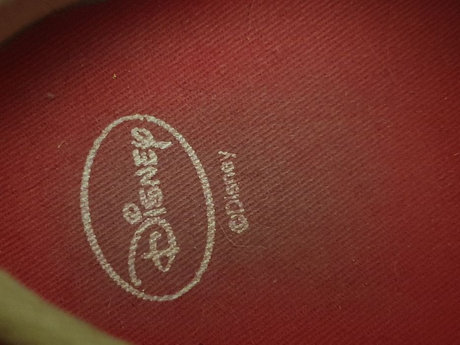 Стильные кроссовки для девочки lefties!