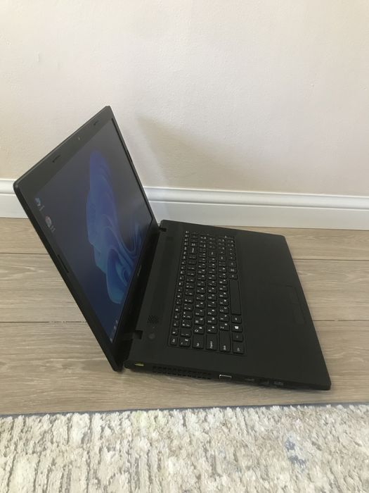Продам ноутбук lenovo срочно