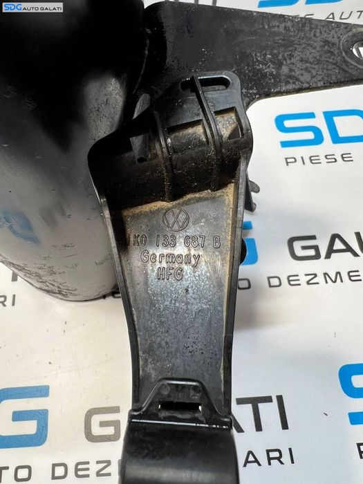 Suport Corp Carcasa Filtru Combustibil Motorina Seat Leon 1P 2.0 TDI CFJA CFHC CLCB 2006 - 2013 Cod 3C0127400D 1K0127399CA