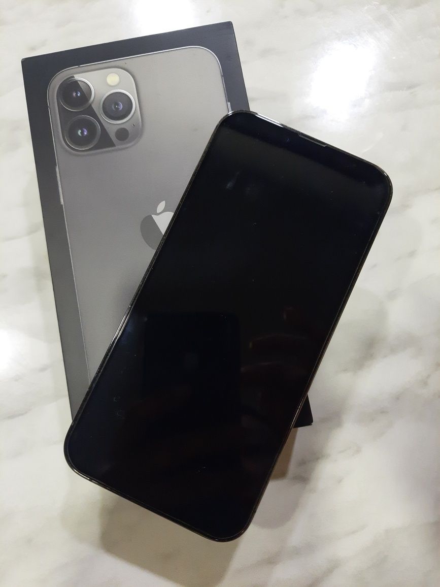 Продаю свой iPhone 13 pro max  256gb