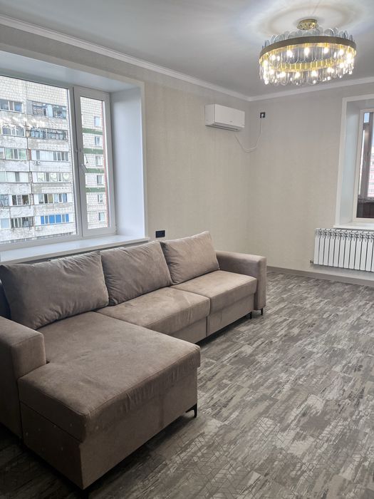 Диван угловой 3метра  Продам