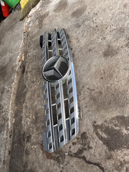 Решетка Mercedes ML W164