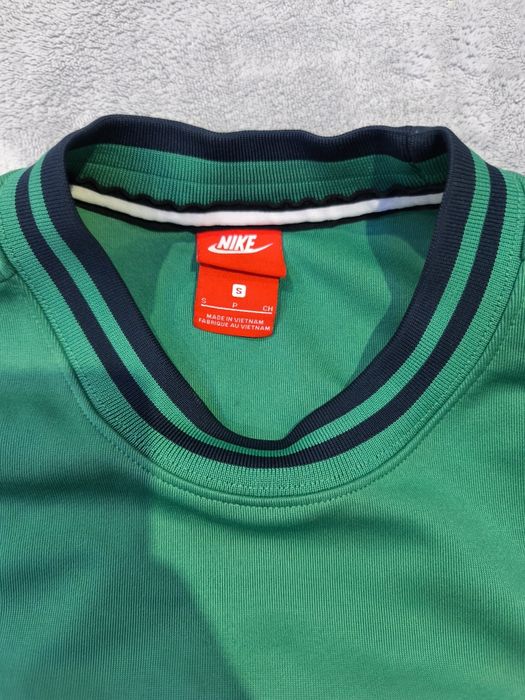 Bluza nike marimea S noua