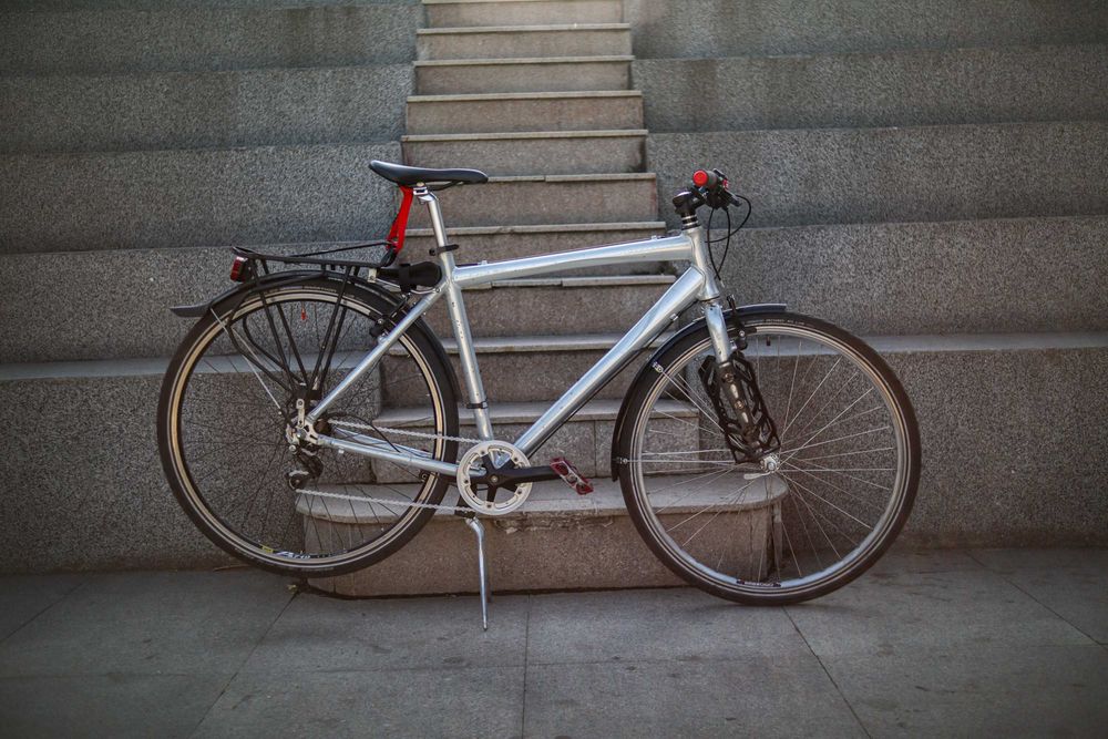 Bicicletă Trekking Giant CRS 4 SE