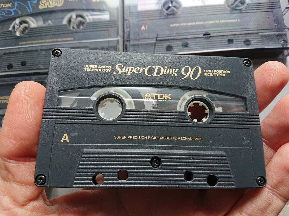 TDK  SA,  casete de tip Chrome