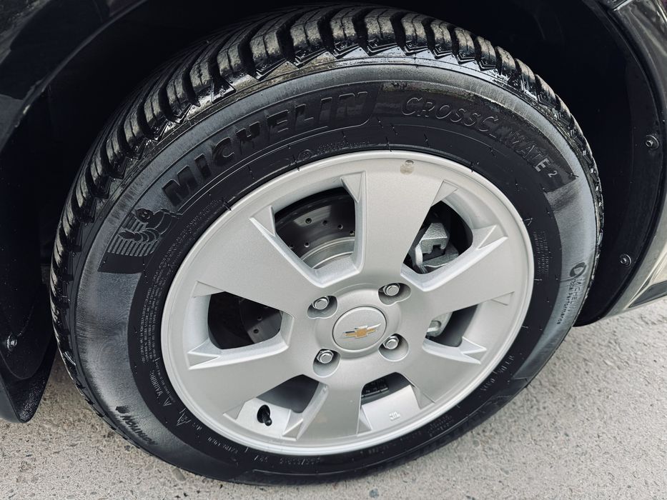 Gentra 2024/23-Yil 3-poz Full Xamma Narsasi bor Nasiya Yoki Naxtga