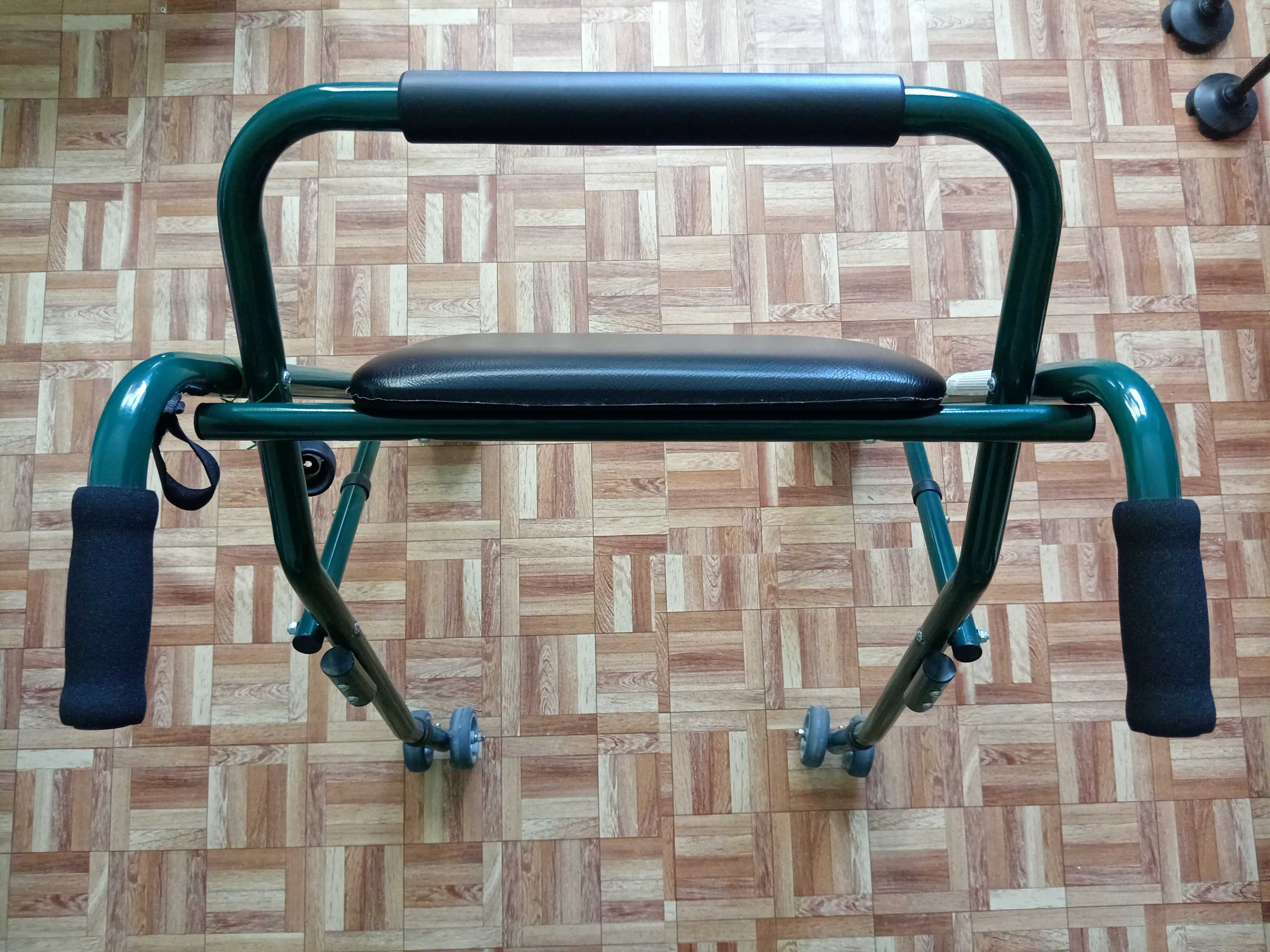 Vand scaun cu 8 roti pentru deplasare pentru seniori