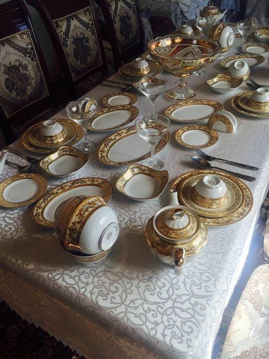 Prokat Stol Stul chinni idishlar Shirma qozon oʻchoq dastavka bor