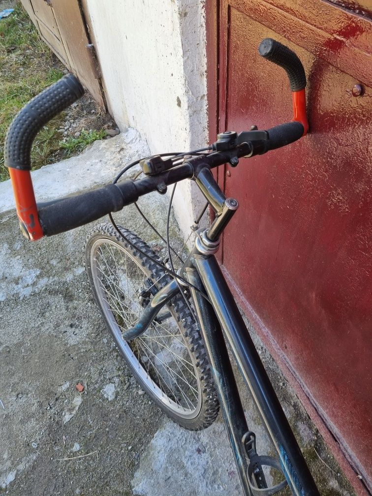 Vand bicicleta adulți