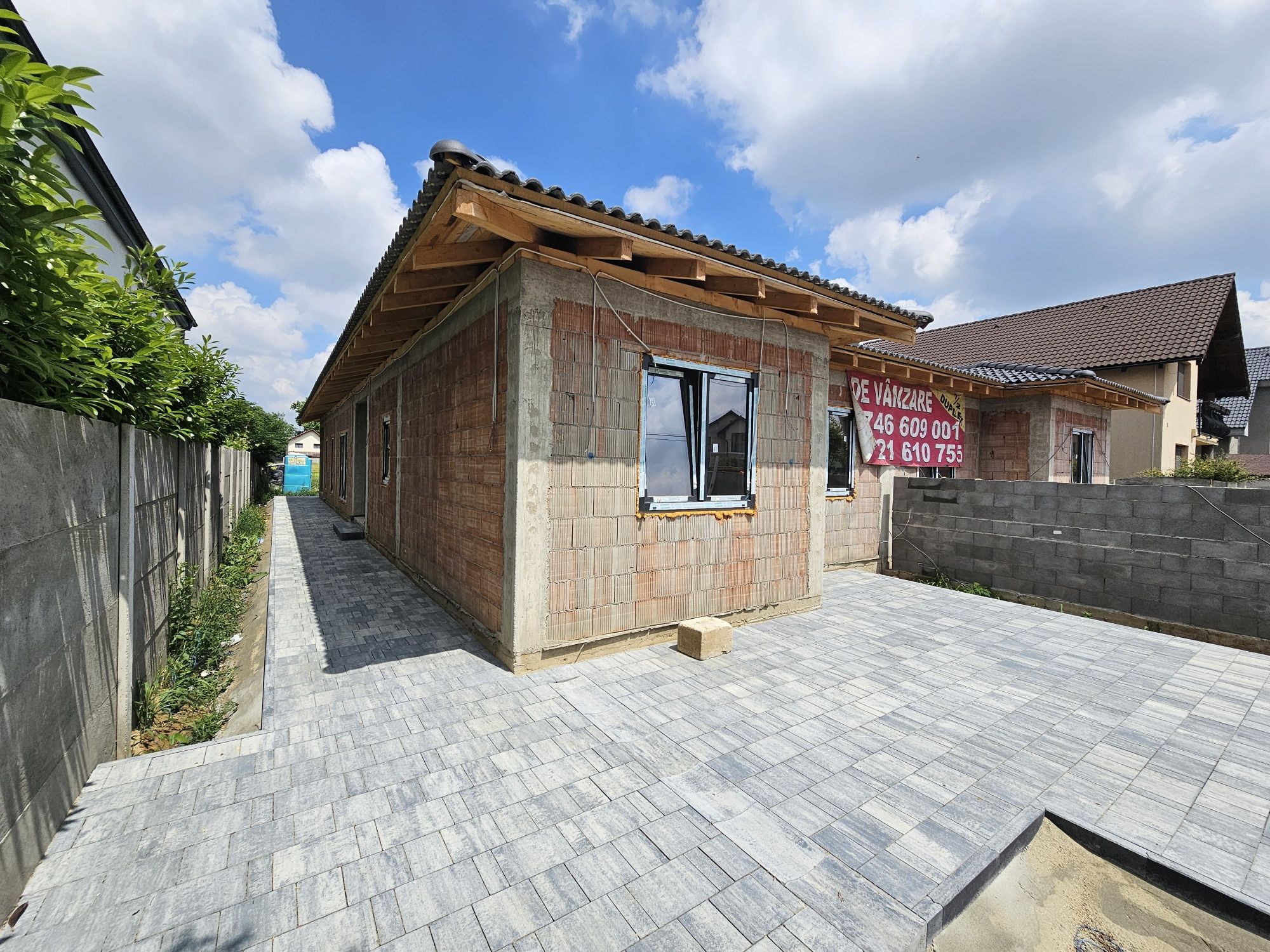Casa duplex parter Giroc , 445mp teren fiecare jumătate , 114 mp utili