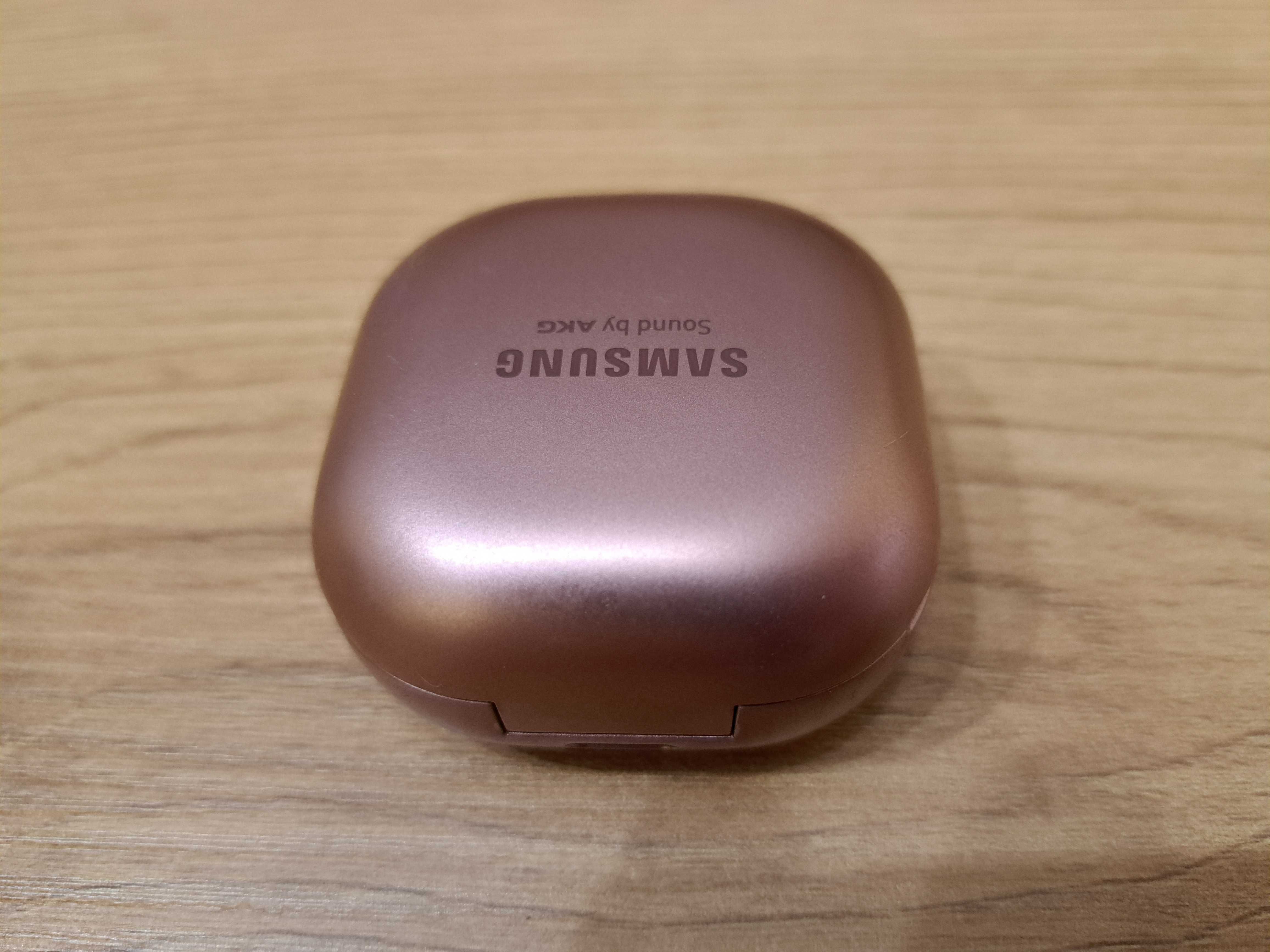 Слушалки Samsung buds live