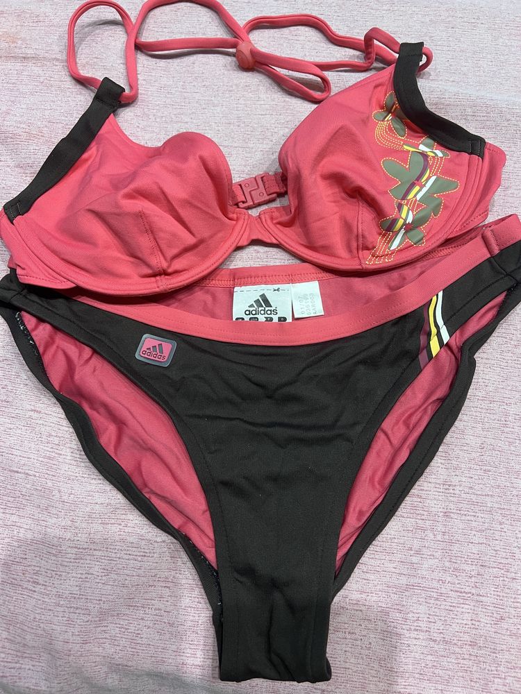 Оригинален бански,,Adidas”