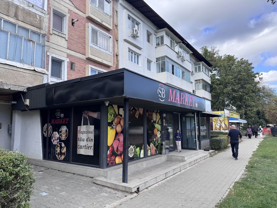 Inchiriez spatiu comercial/vanzare