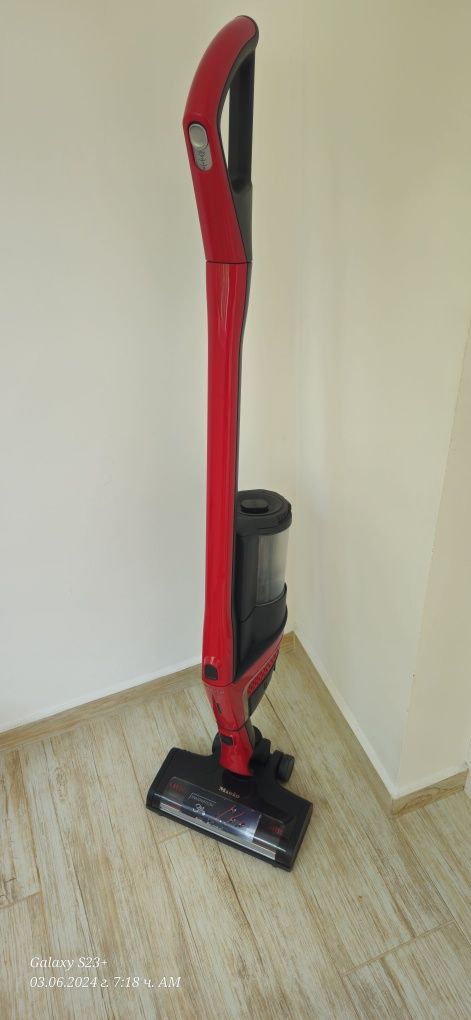 Ръчна прахосмукачка miele миеле trflex HX 1 runner power smul 5