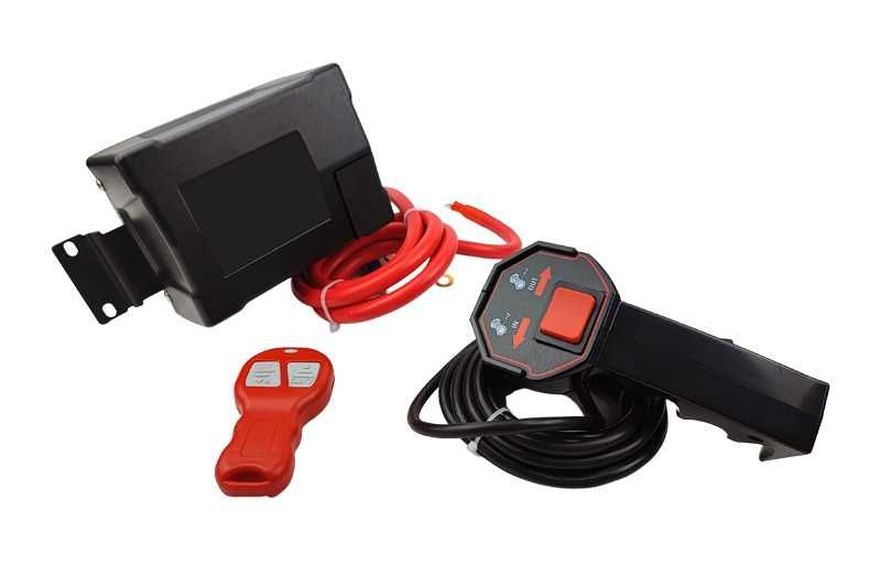 Лебедка DOMINATOR D12000PG W 12V/24V - 5443 kg - за джип, пътна помощ